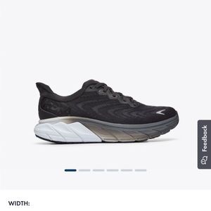 Brand New!! Arabic 6 Hokas 👟